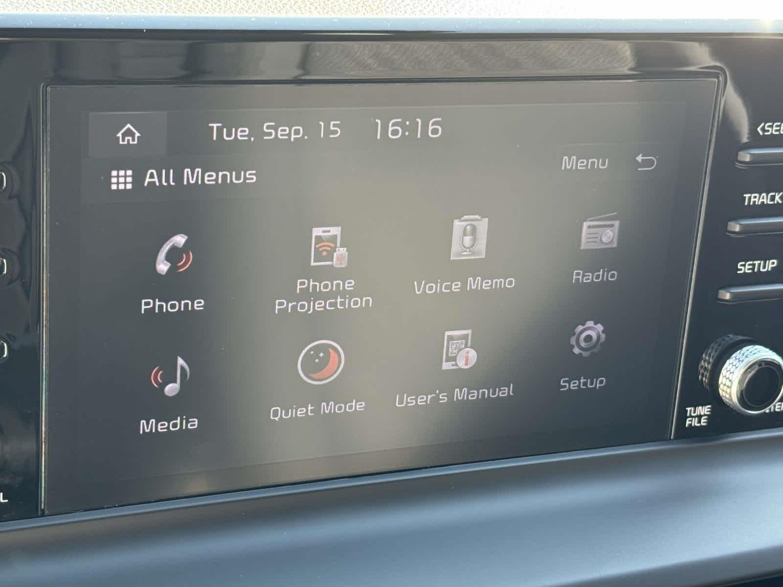 Used 2024 Neptune Blue Kia LX image 27