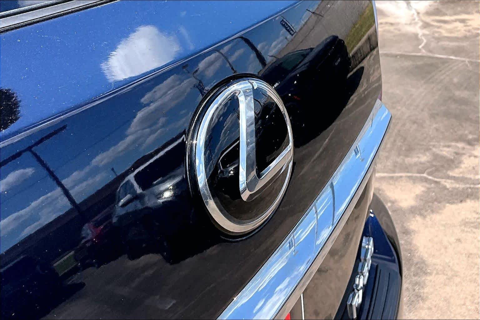 Used 2022 Nightfall Mica Lexus  image 31