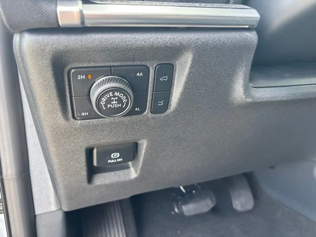 New 2026 Glacier Gray Metallic Tri-Coat Ford Tremor® image 17