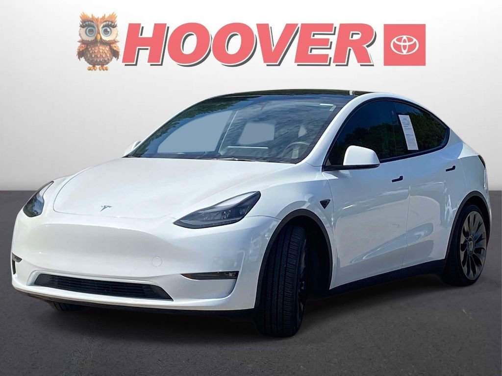 Used 2022 White Tesla Performance image 3
