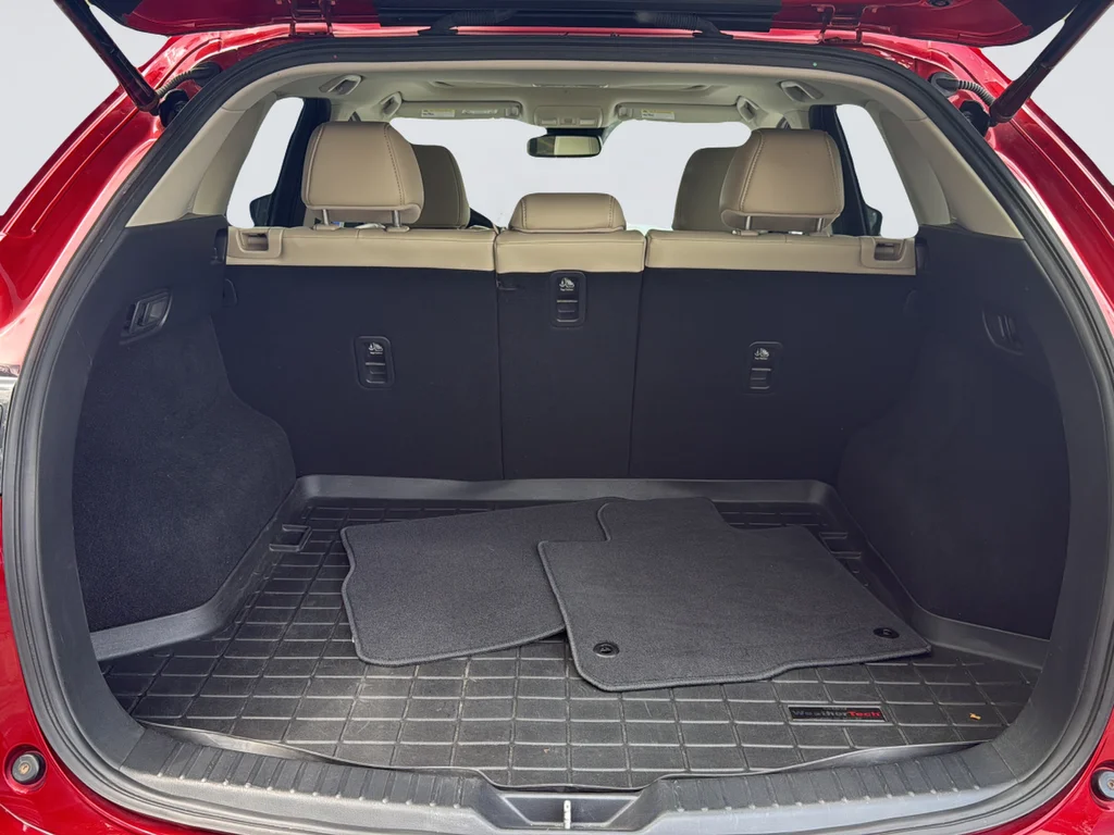Used 2018 Red Mazda Touring image 11