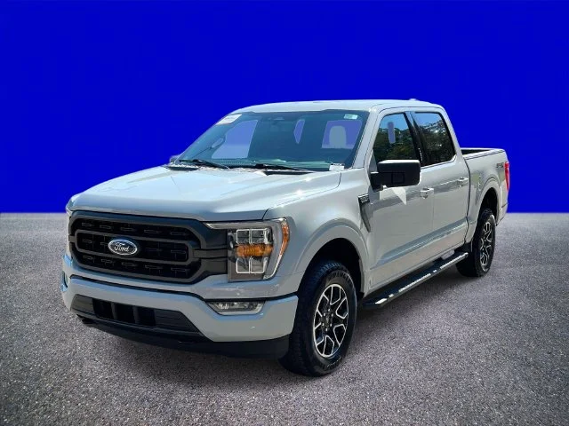 Used 2023 Avalanche Ford XLT image 7