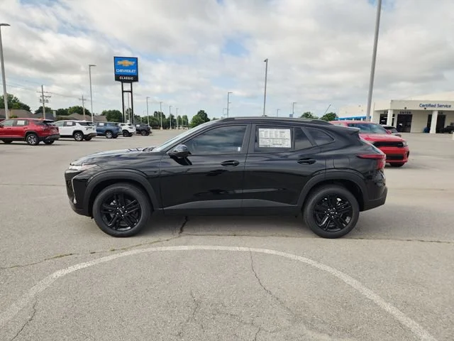 New 2026 Mosaic Black Metallic Chevrolet ACTIV image 4