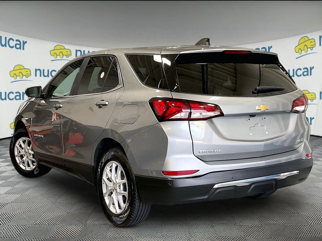 Used 2024 Gray Chevrolet LT image 4