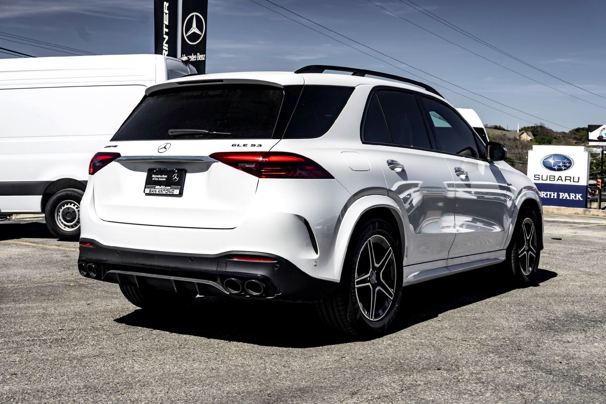 New 2025 MANUFAKTUR Moonlight White Metallic Mercedes-Benz AMG® GLE 53 4MATIC+ SUV image 4