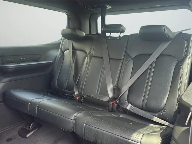 New 2026 Silver Zynith Jeep Limited Altitude image 28