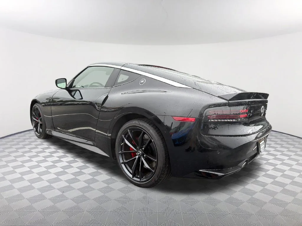 Used 2025 Black Nissan Performance image 7