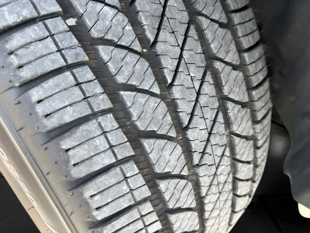 Used 2021 Silver Jeep Overland image 37
