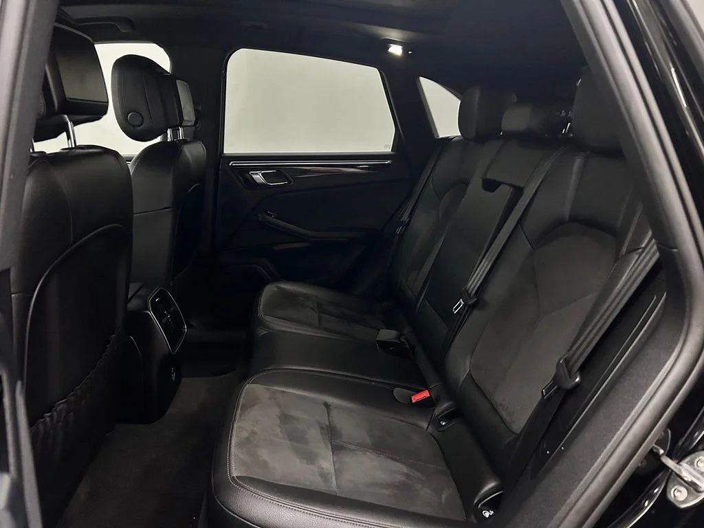 Used 2020 Black Porsche Base image 14