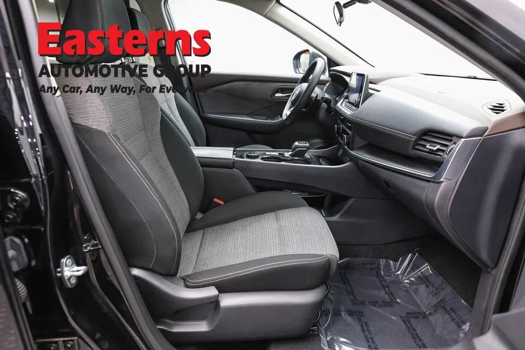 Used 2023 Black Nissan SV image 24
