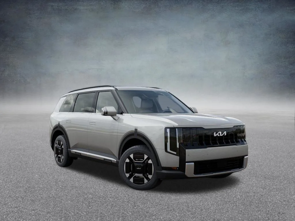 New 2027 Silver Kia EX image 8