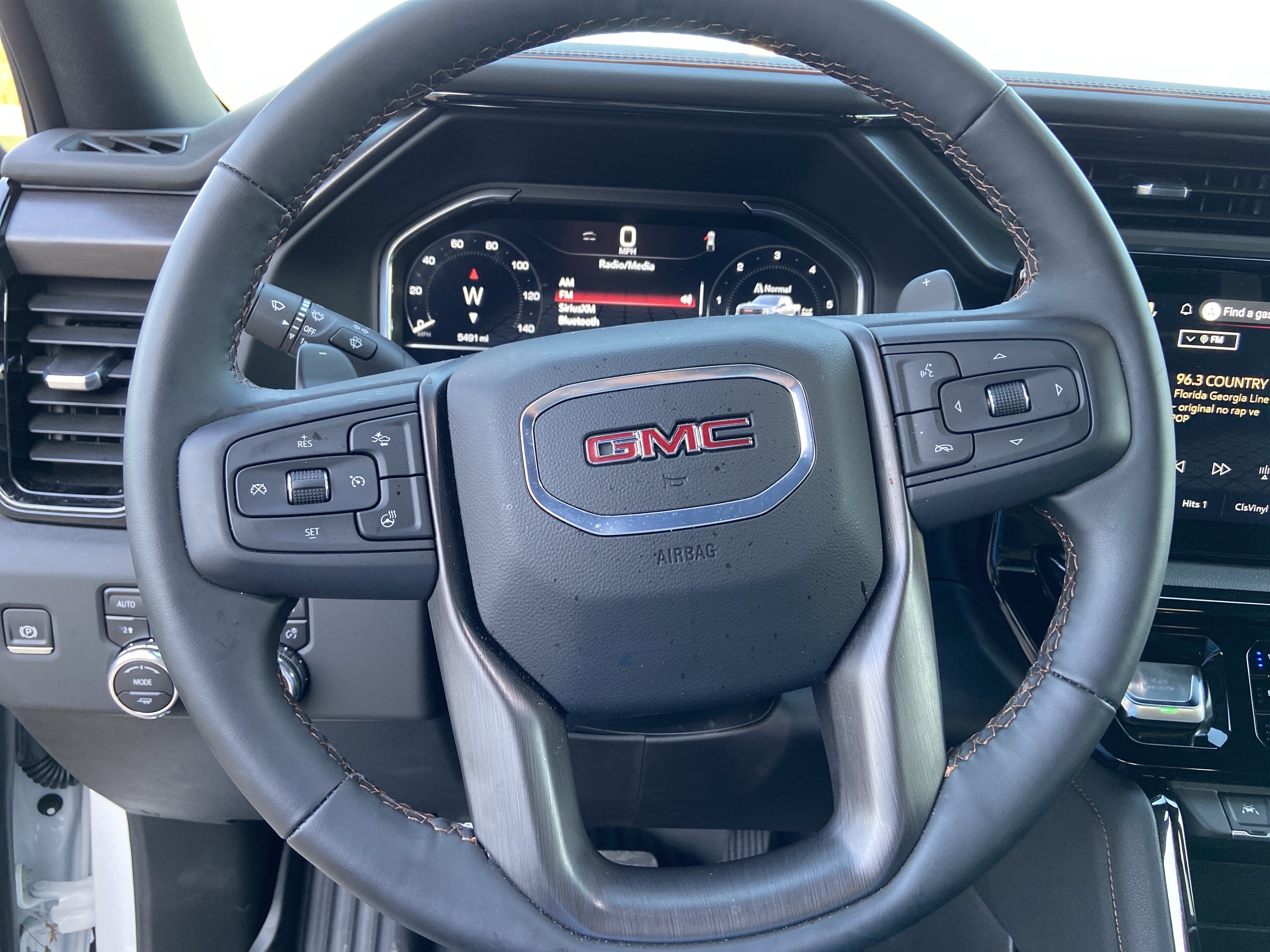 Used 2025 Summit White GMC AT4 image 35