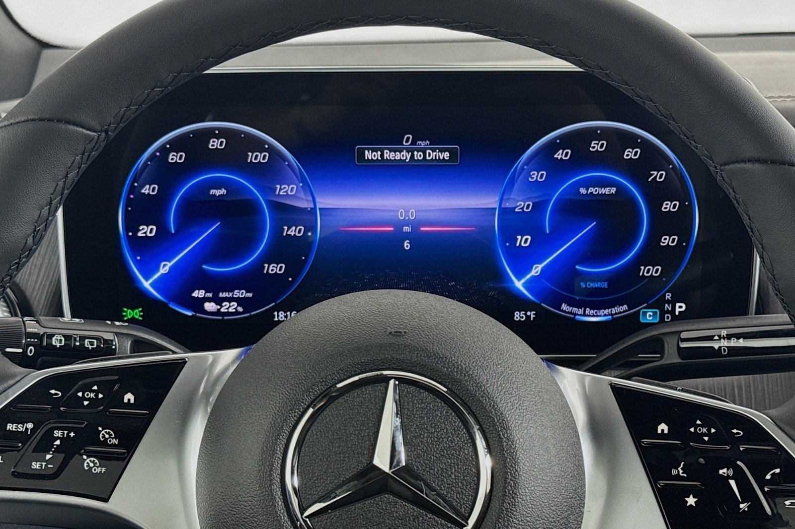 New 2026 Polar White Mercedes-Benz EQE 320 4MATIC® SUV image 17
