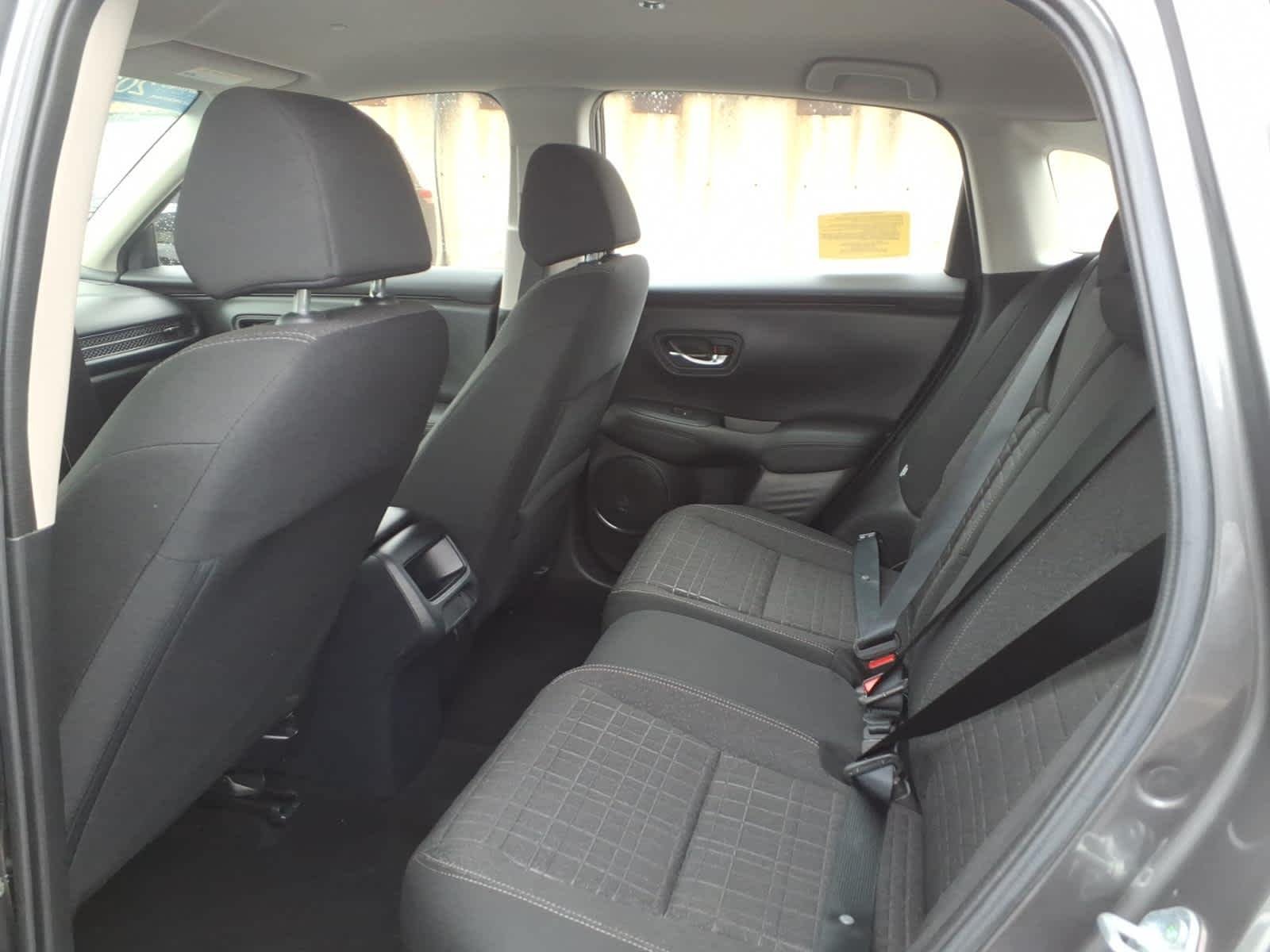 2025 Honda HR-V LX - Photo 12