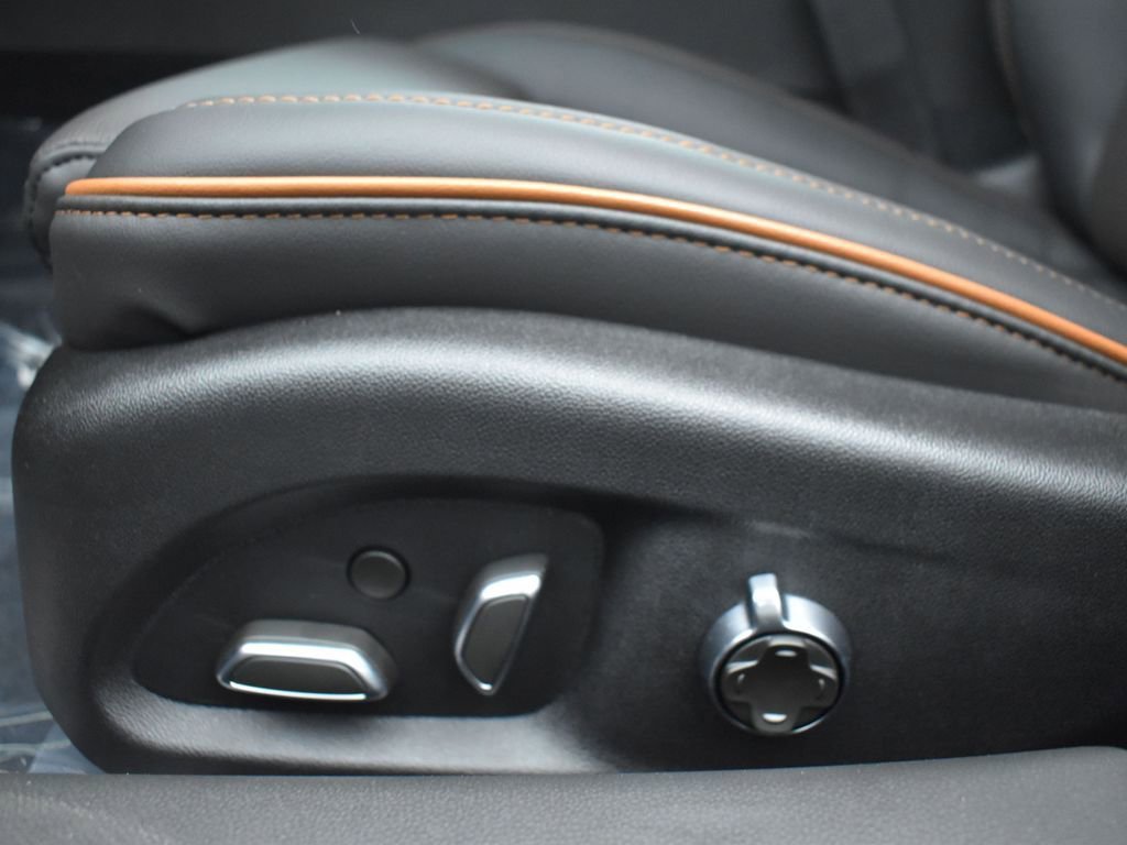 2025 CADILLAC CT4 - Image 11