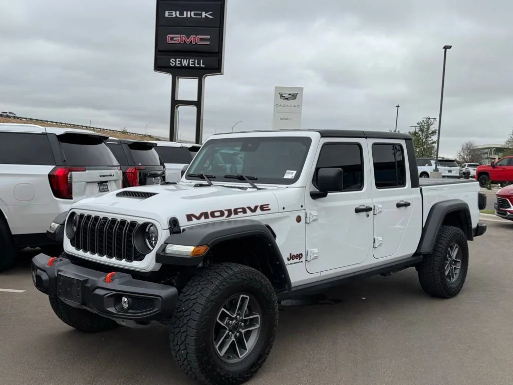 2024 Jeep Gladiator Mojave's photo