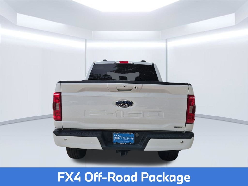 Used 2023 Oxford White Ford XLT image 5
