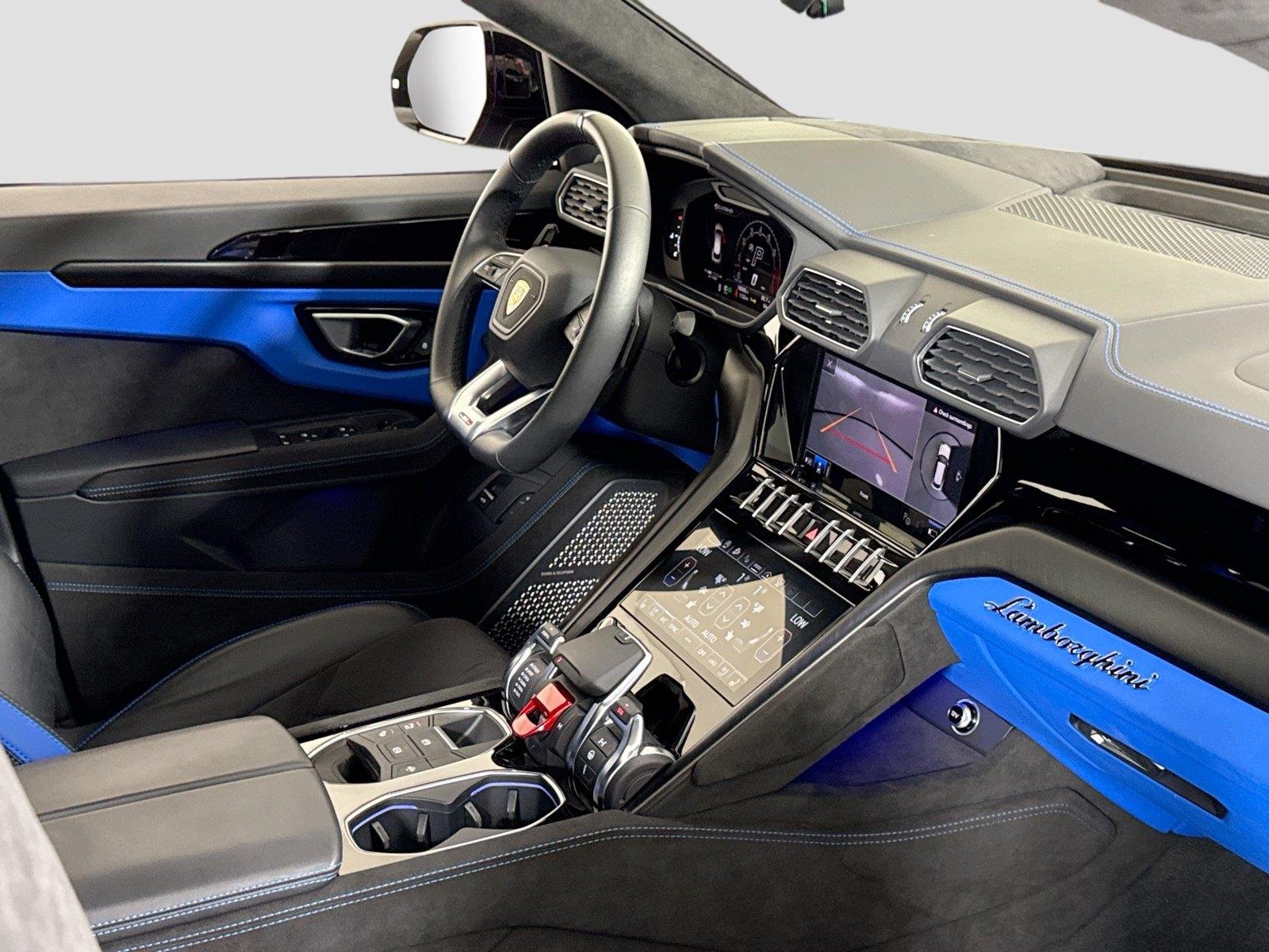 Used 2024 Nero Noctis Metallic Lamborghini S image 36
