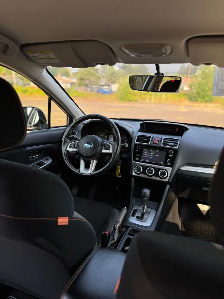 Used 2017 Ice Silver Metallic Subaru 2.0i Premium image 28