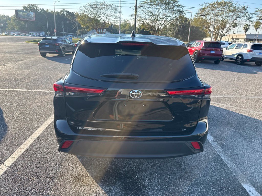 Used 2022 Black Toyota LE image 5