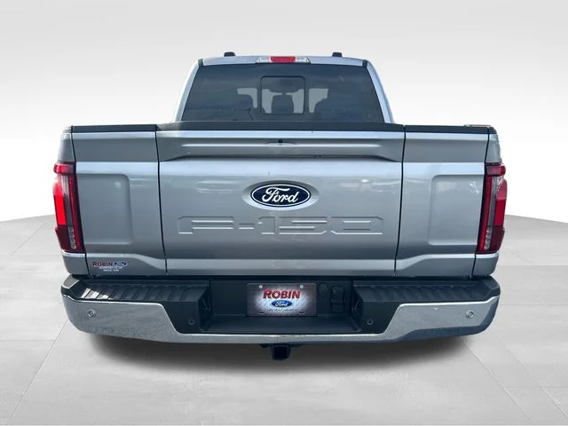 New 2026 Iconic Silver Metallic Ford Lariat® image 4