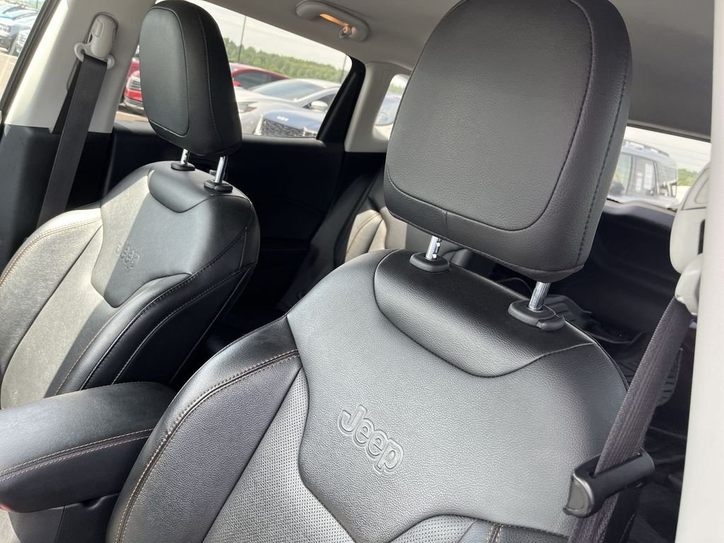 Used 2021 Gray Jeep Limited image 11