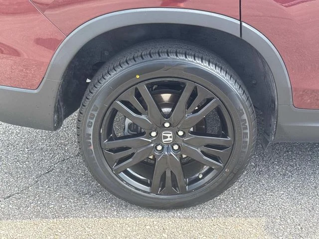 Used 2019  Honda Sport image 12