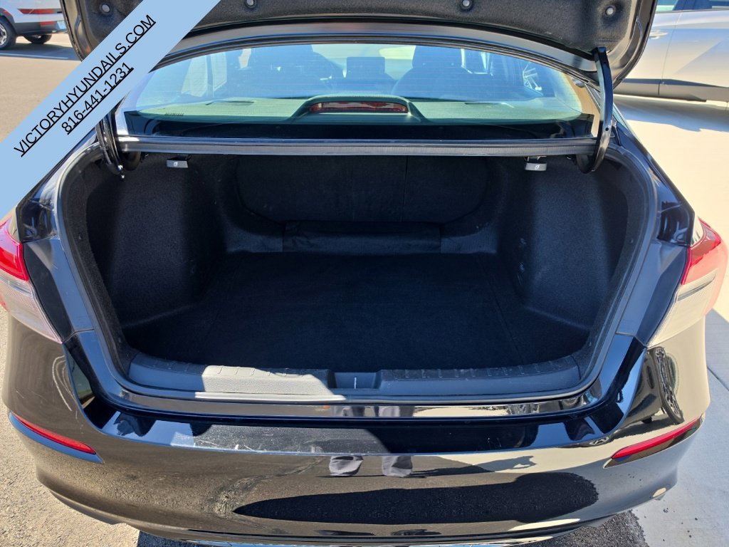 Used 2025  Honda Sport image 26
