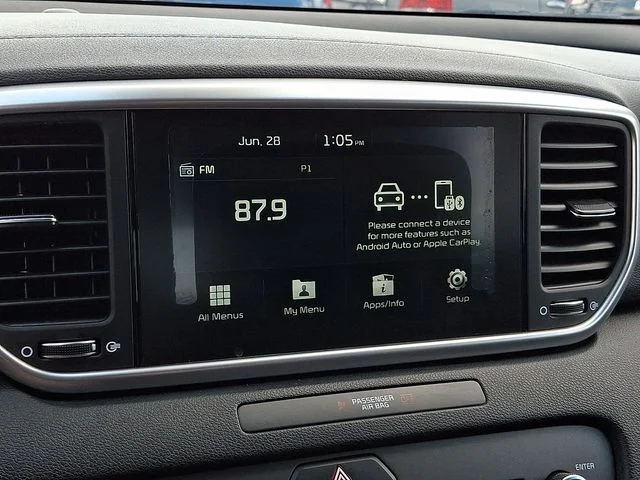 Used 2020 Red Kia LX image 17