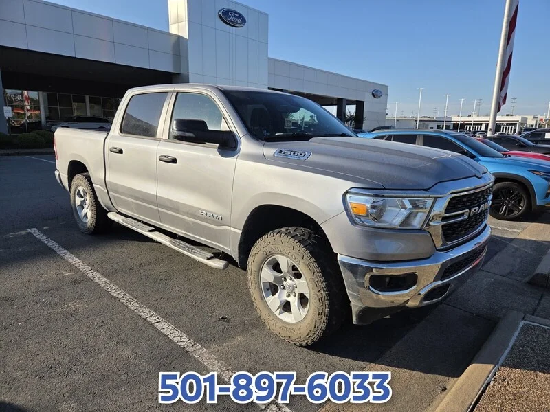 Used 2024 Billet Silver Metallic RAM BIG HORN/LONE STAR image 3