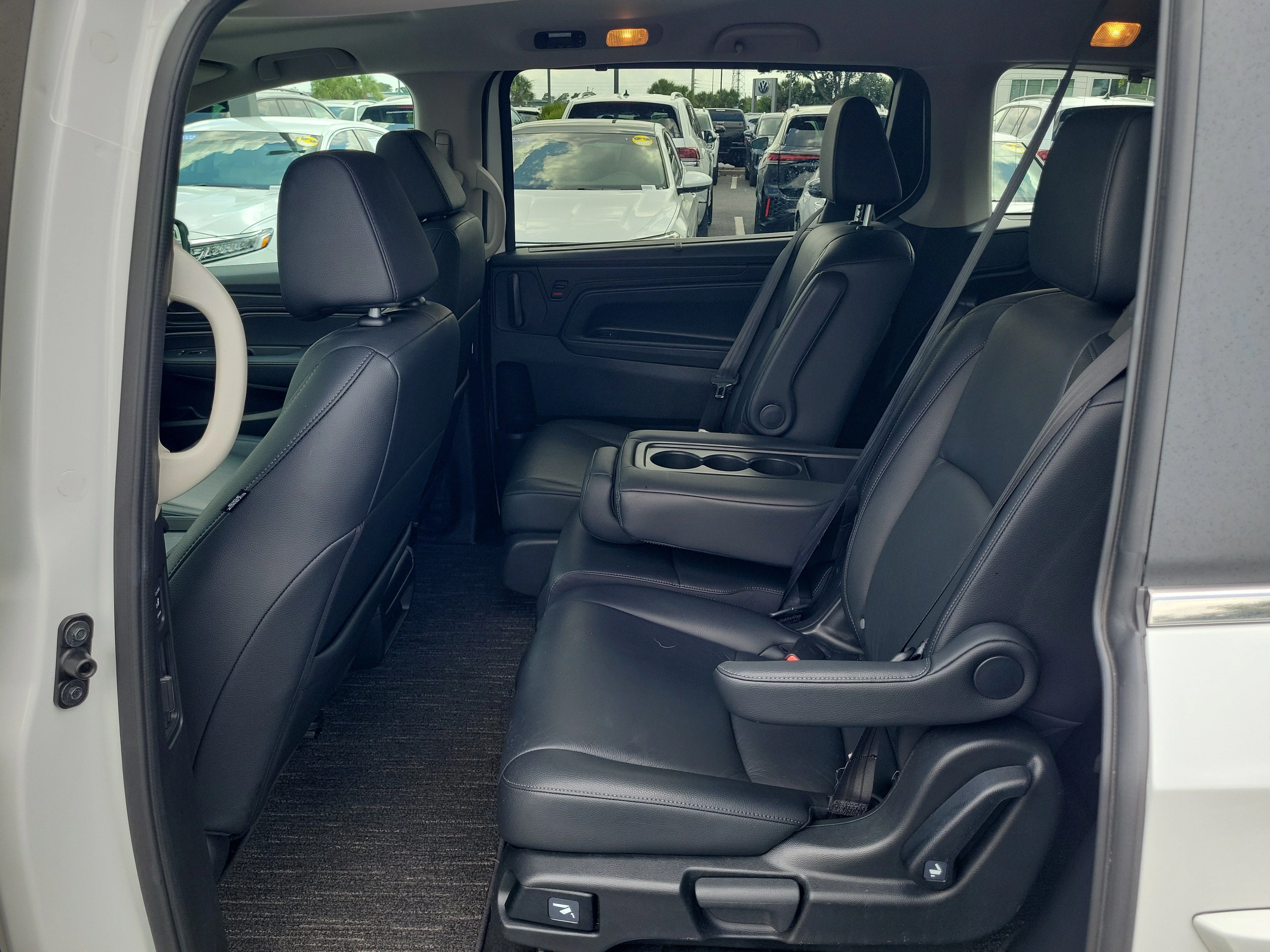 2025 Honda Odyssey EX-L - Photo 52