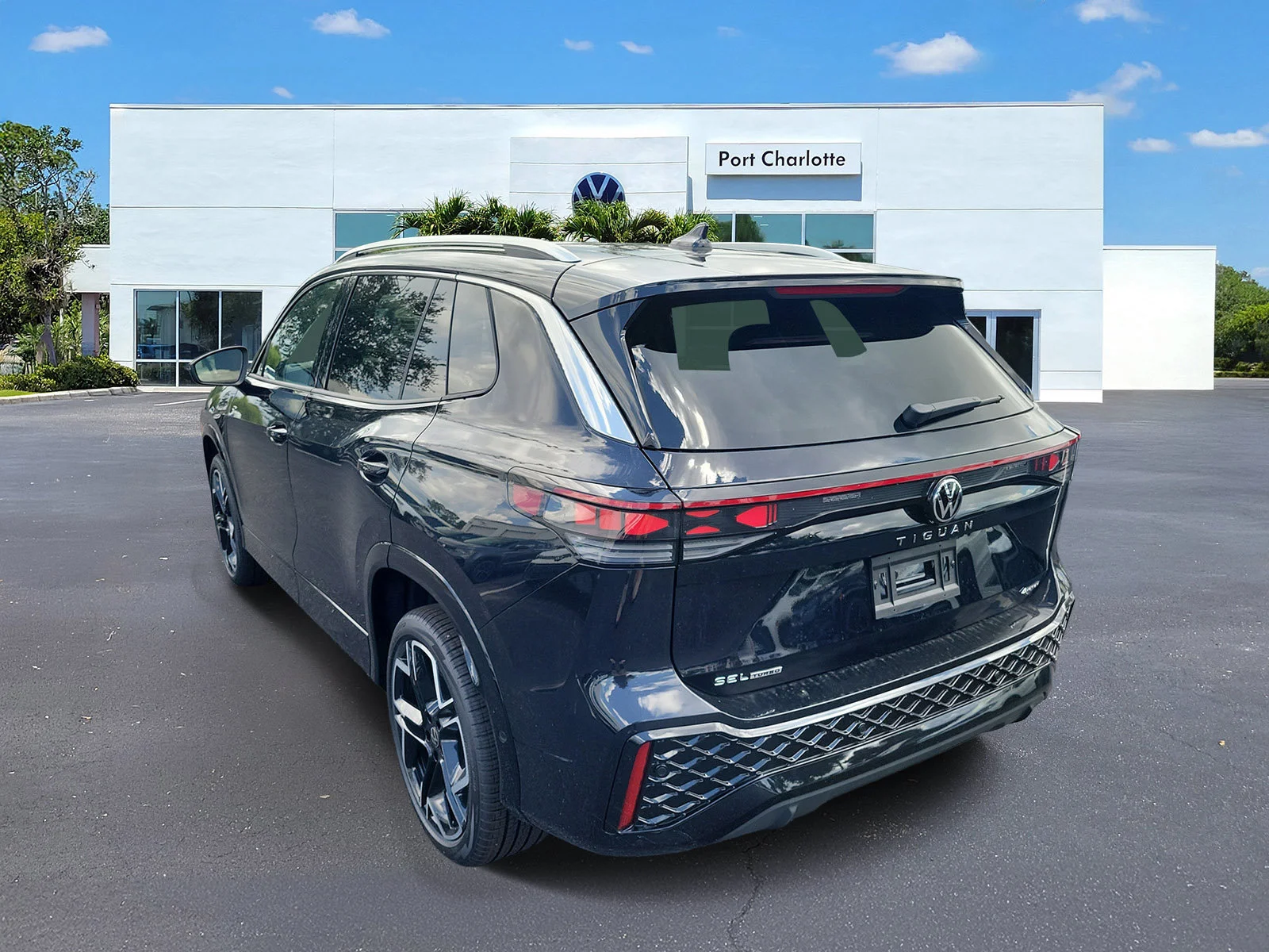 New 2026 Deep Black Pearl Volkswagen 2.0T SEL R-Line Turbo image 32