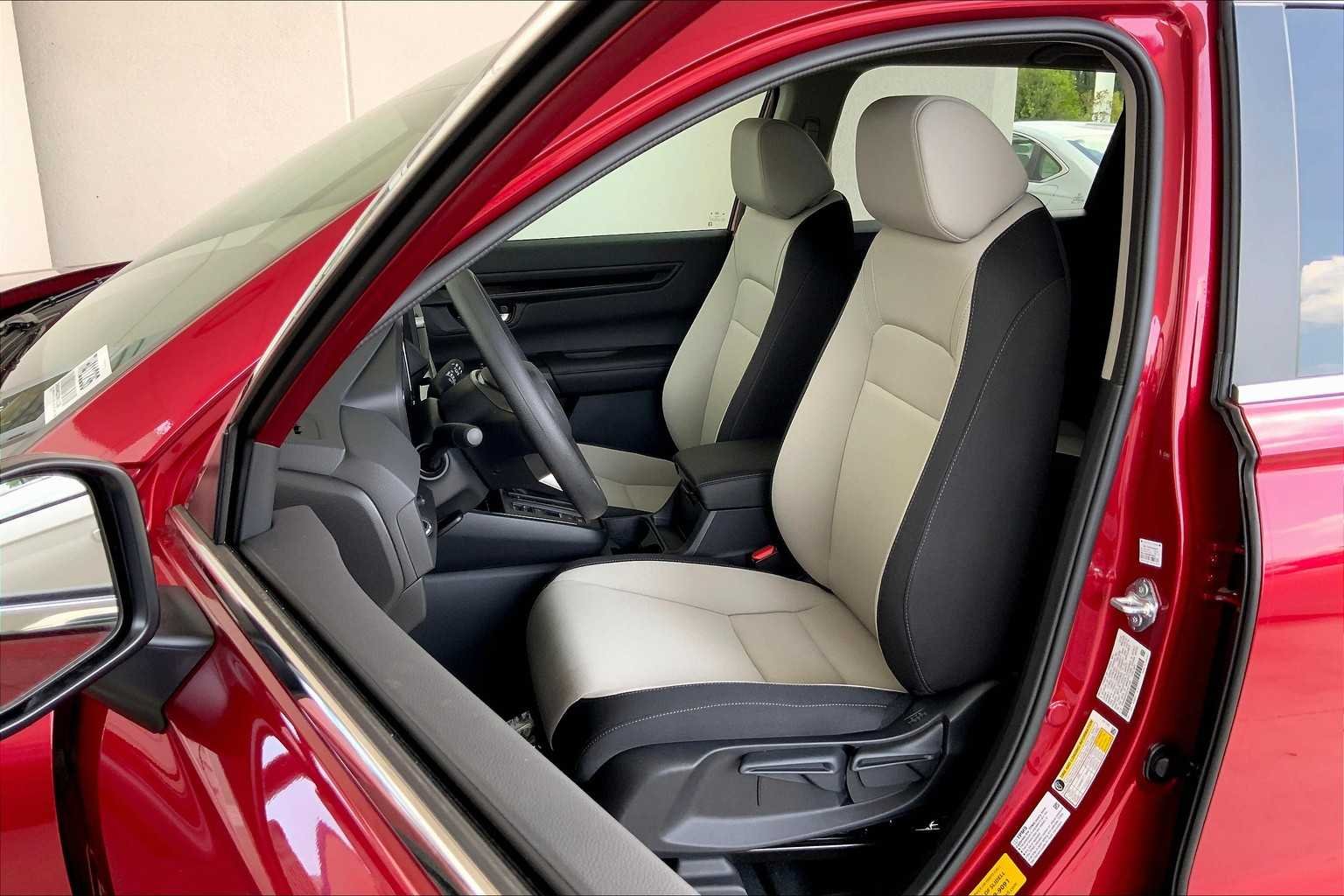 2026 Honda CR-V LX - Photo 7