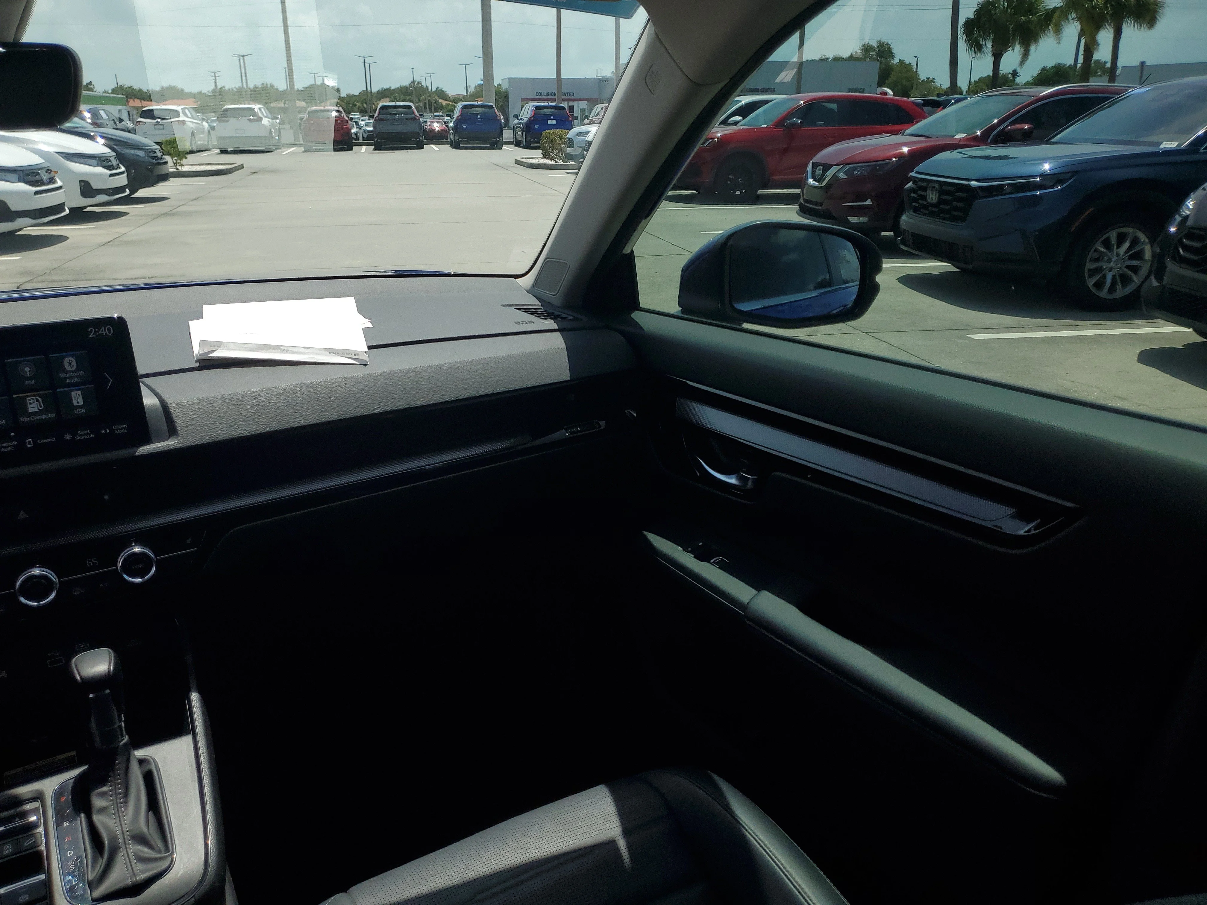 Used 2024 Sparkle Silver Honda EX-L image 17