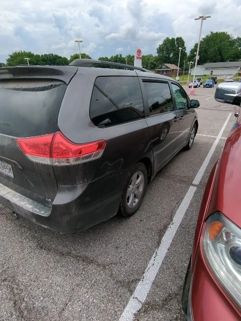 Used 2011  Toyota Base image 2