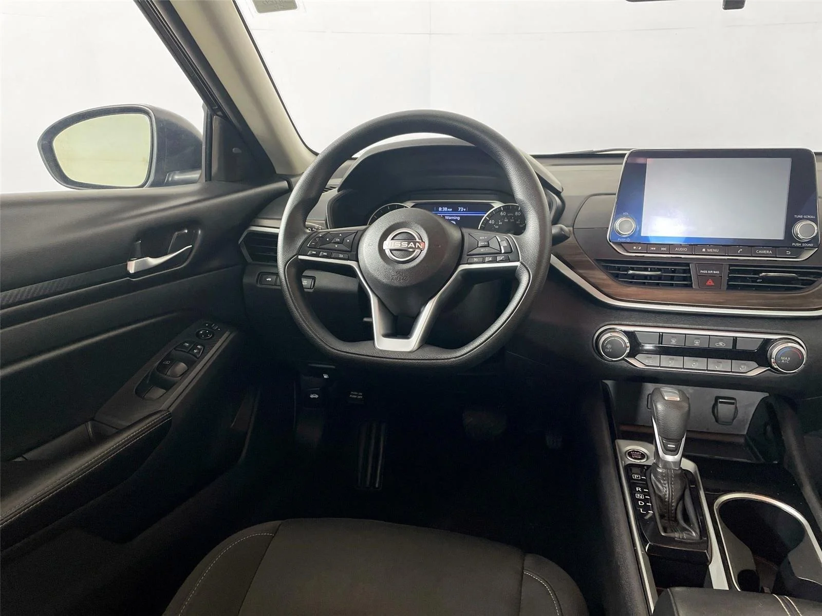 Used 2024 Nissan Altima SV with VIN 1N4BL4DV5RN317842 for sale in Winona, Minnesota