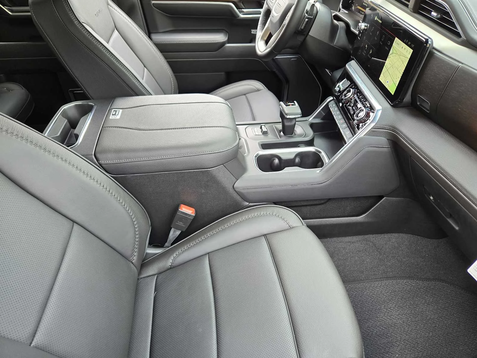 2026 GMC Sierra 1500 Denali - Photo 9