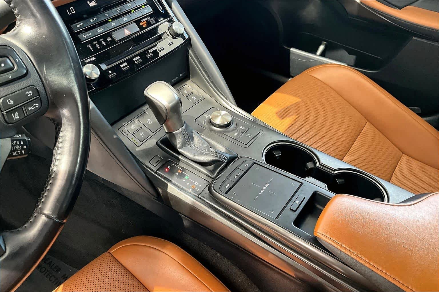 Used 2022 Iridium Lexus  image 17