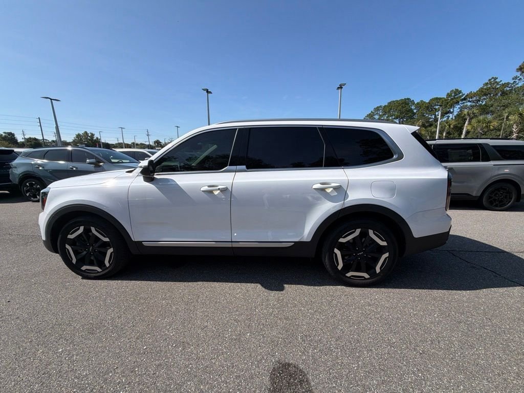 Certified Used 2023 White Kia EX image 7