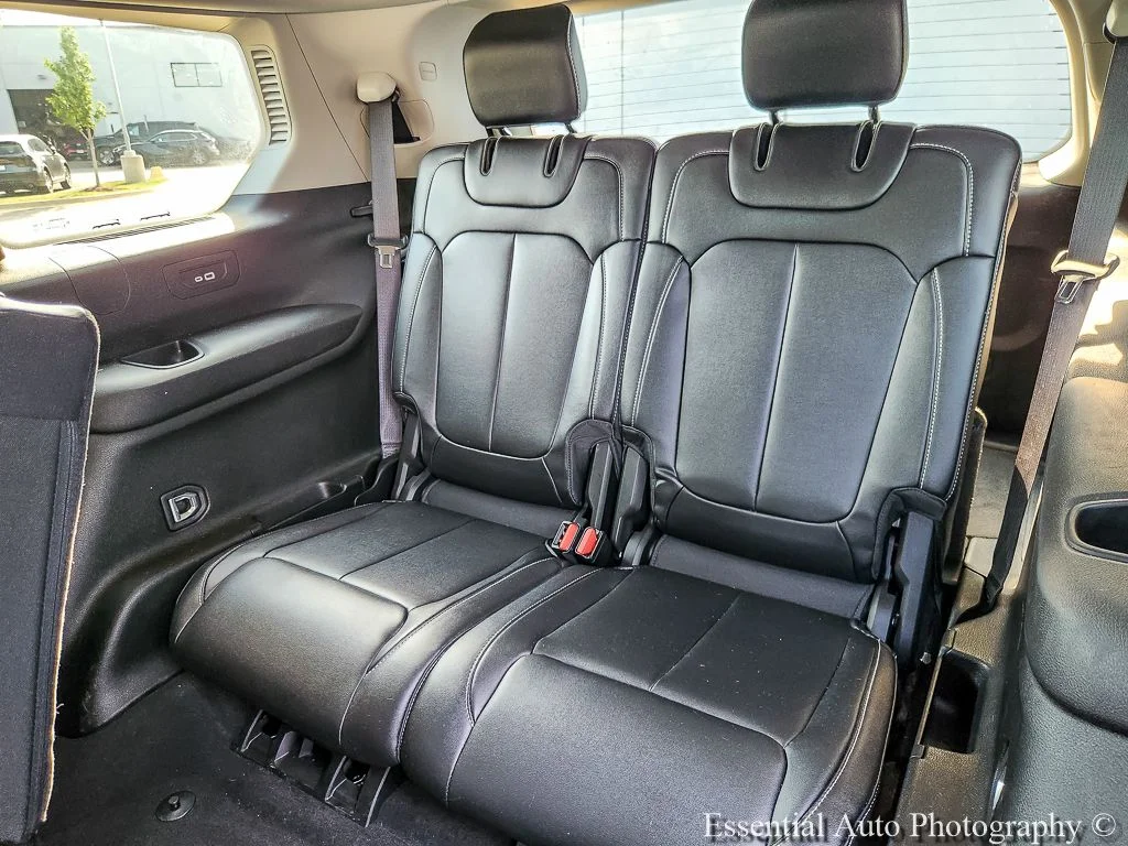 Used 2023 Black Jeep Limited image 8