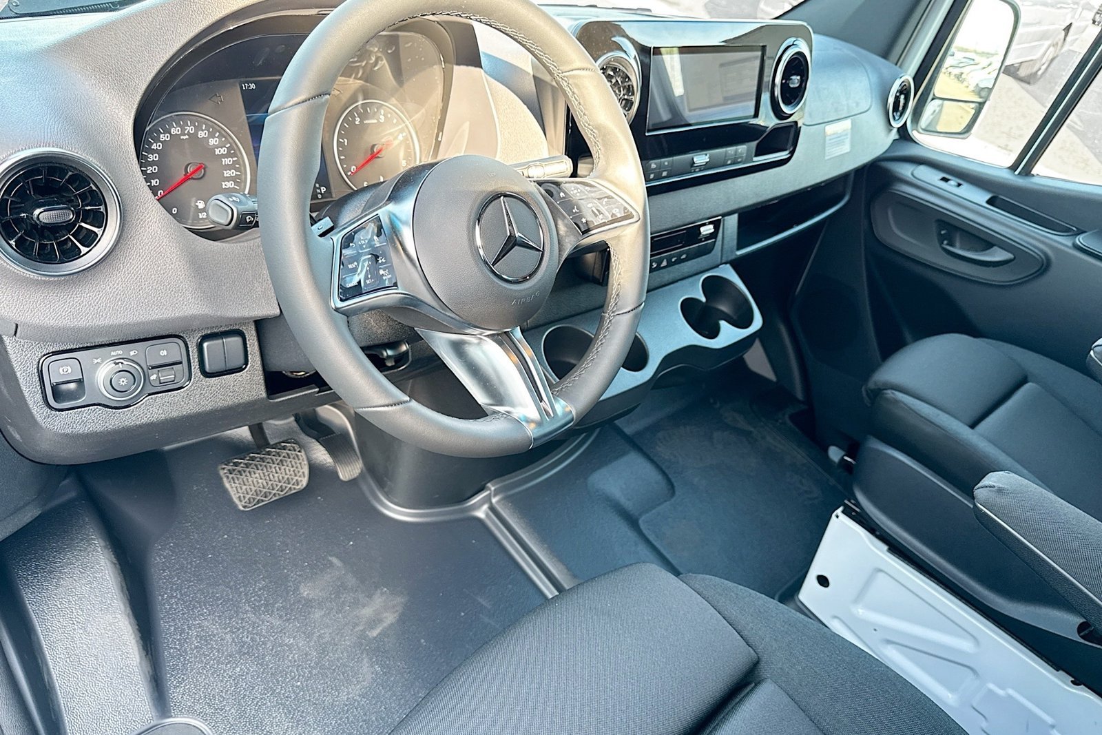 New 2026 Arctic White Mercedes-Benz  image 13