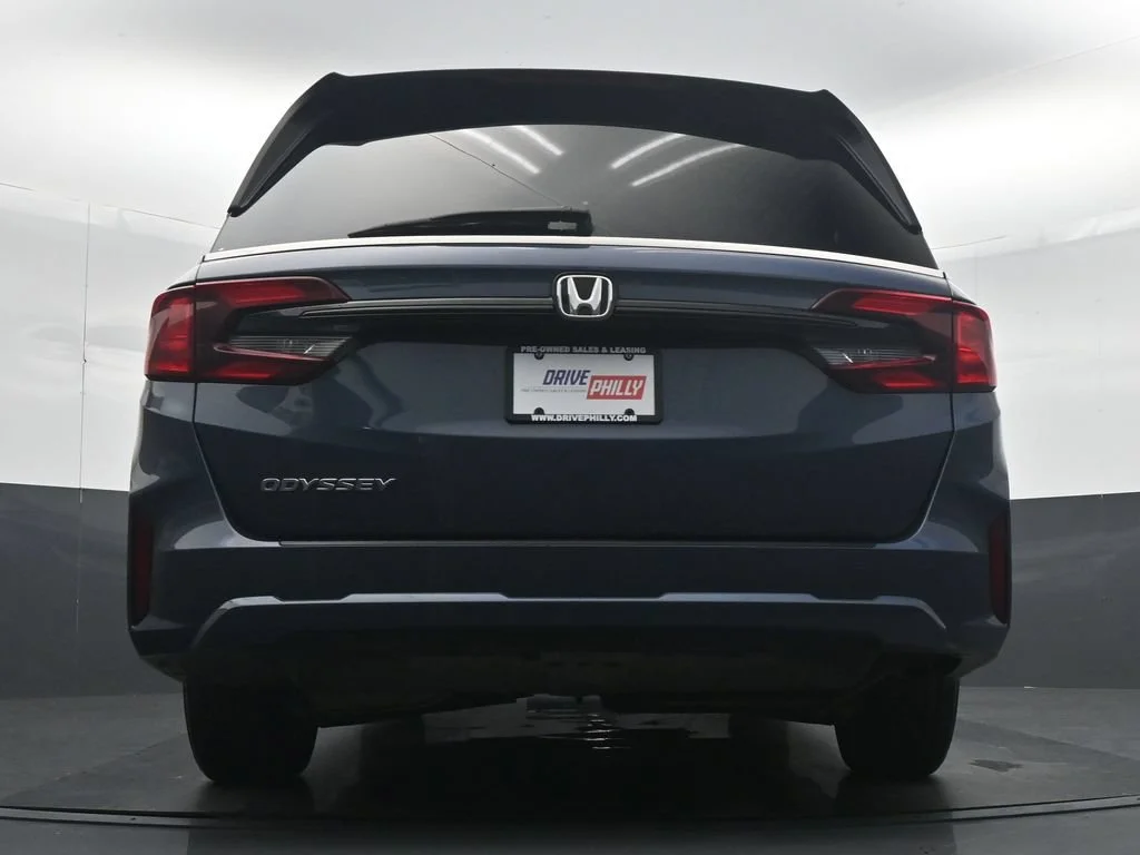 Used 2025 Black Honda EX-L image 30