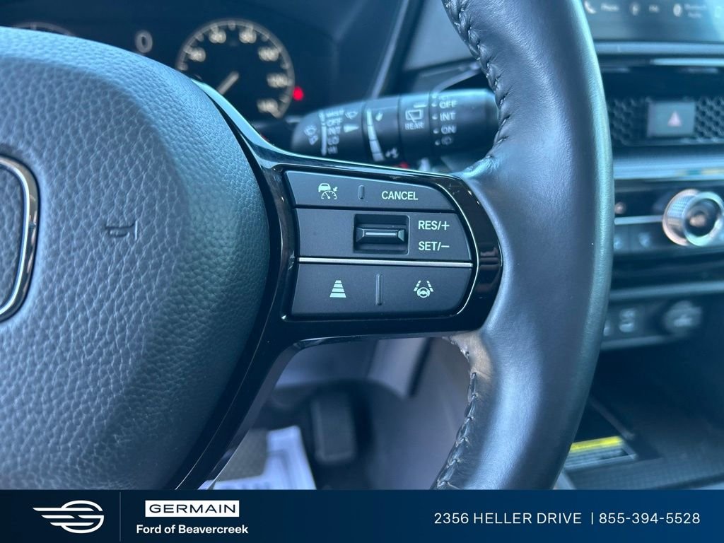 Used 2023 Platinum White Pearl Honda EX-L image 24