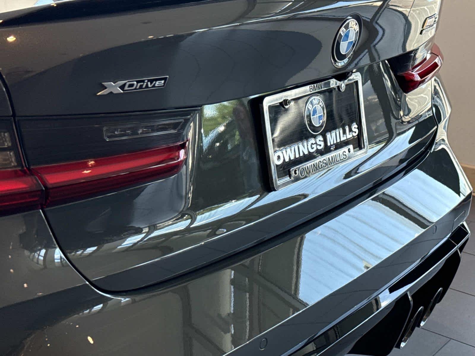 New 2027 Dravit Grey Metallic BMW Competition xDrive image 11
