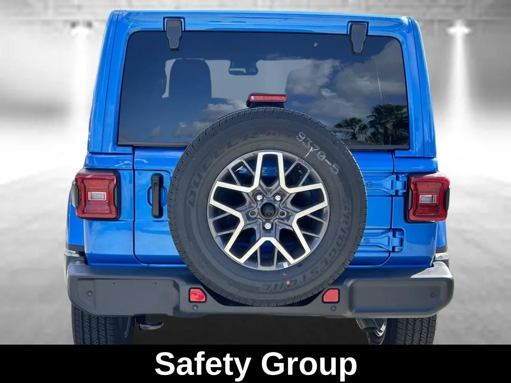 Used 2024 Blue Jeep Sahara image 5