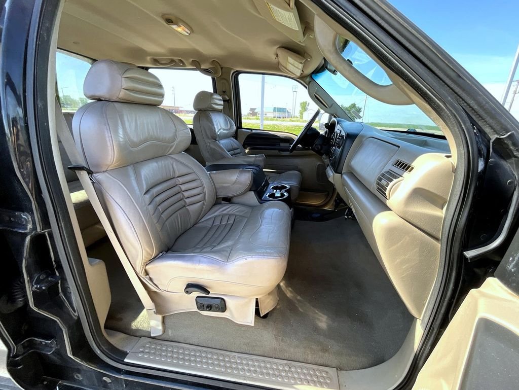 Used 2006 Black Ford XLT image 15