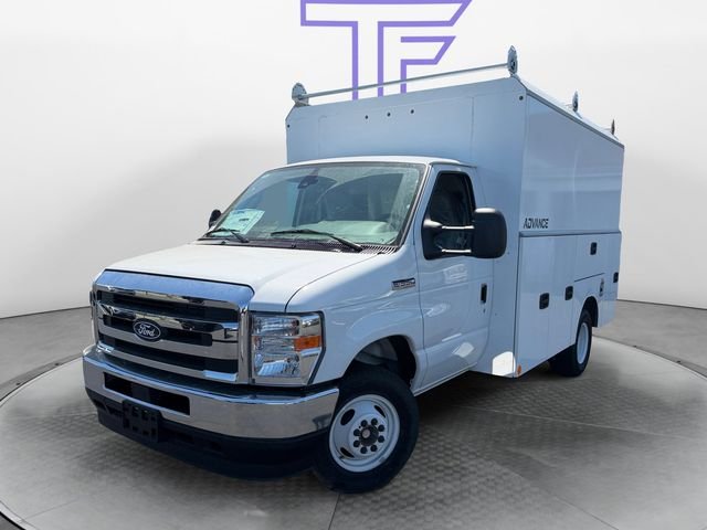 2026 Ford E-Series DRW E-350 Super Duty 138 in WB's photo