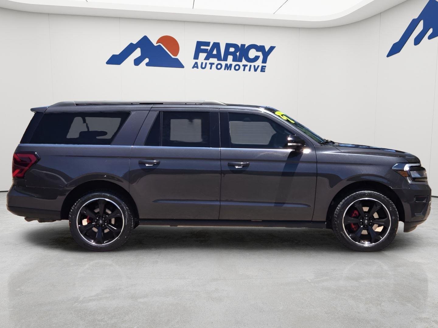 Used 2022 Dark Ford Limited image 6