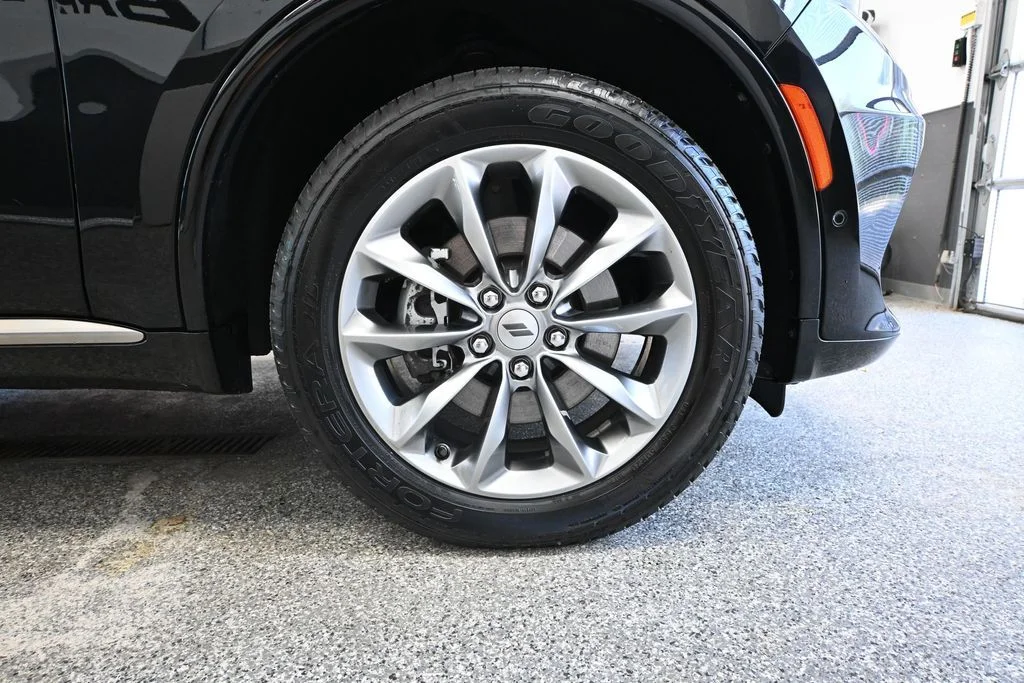 Certified Used 2022 Black Dodge Citadel image 15