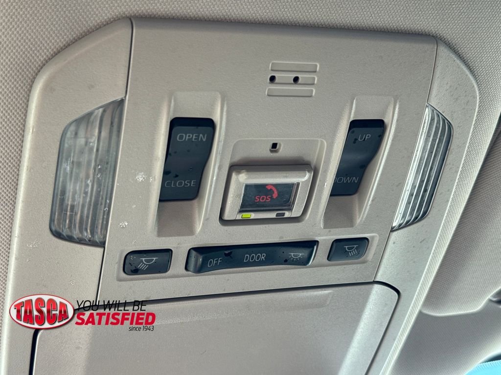Used 2022 Gray Toyota XLE image 35
